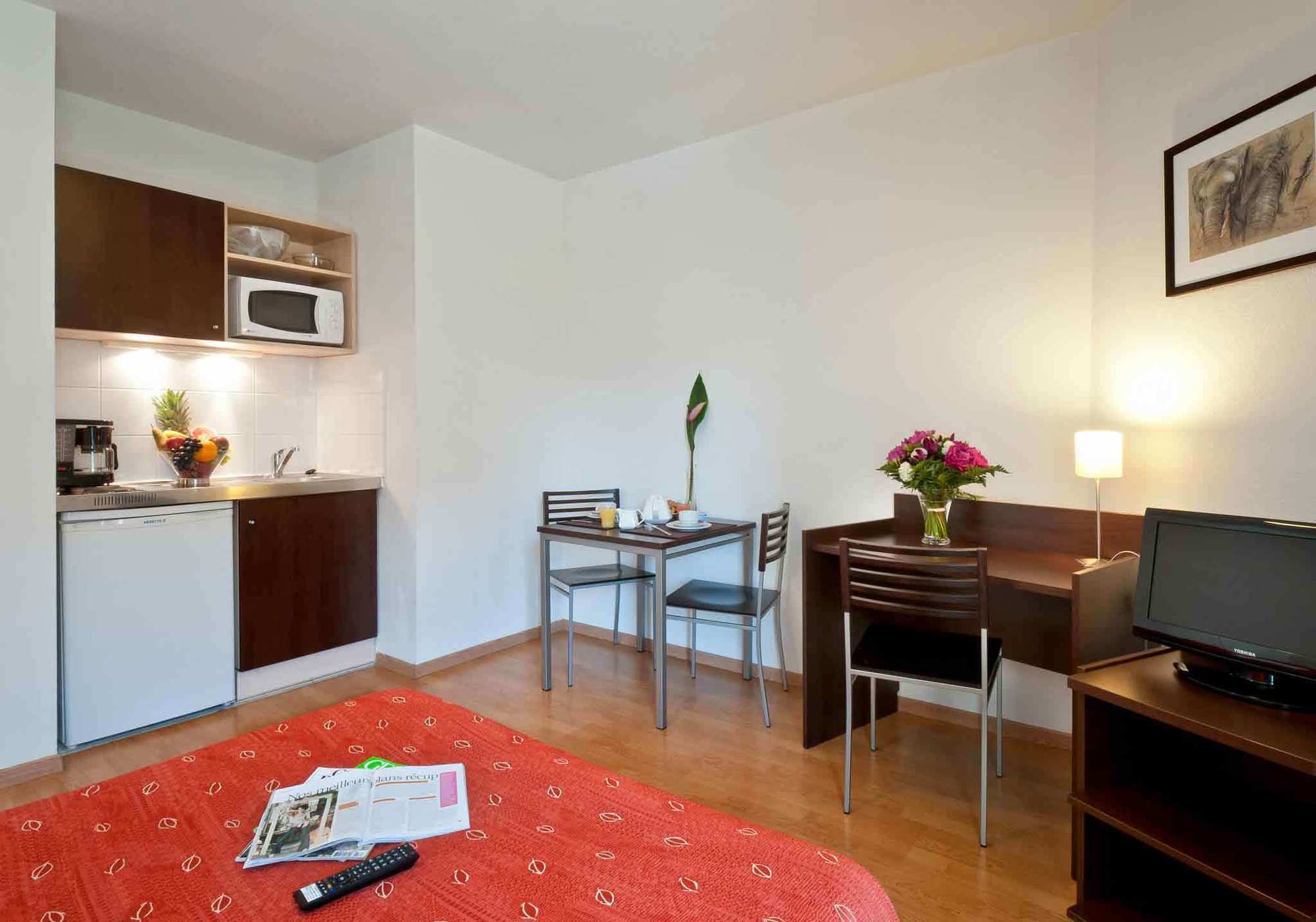 Aparthotel Adagio Access Paris Vanves - Porte De Chatillon Room photo